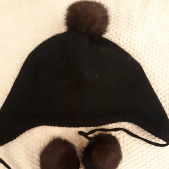 Gorgeous, soft NWT cashmere JCREW women's hat